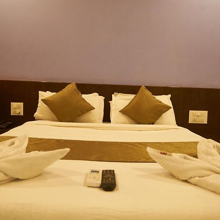 Hotel Pride Inn Sirdi Kültér fotó
