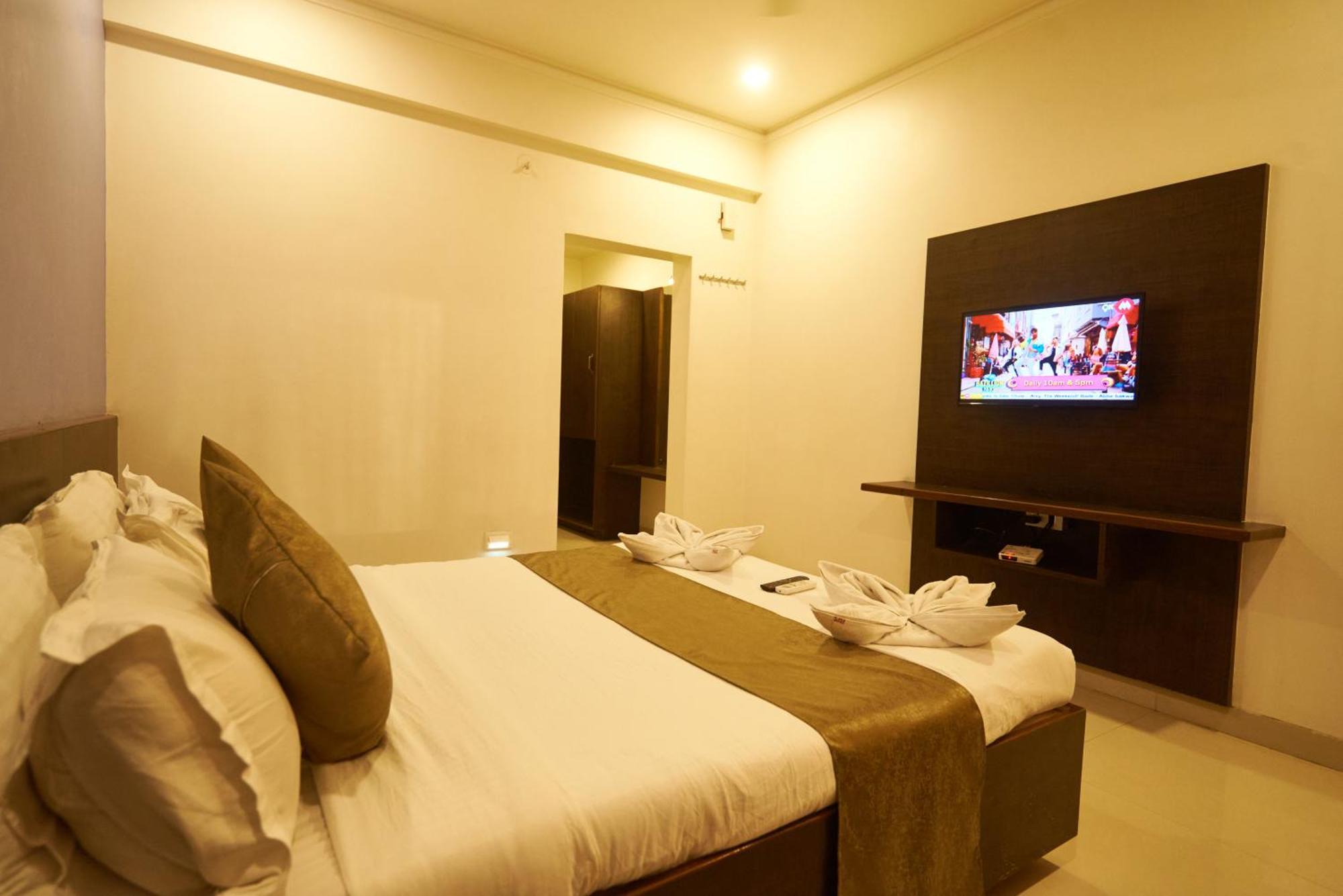 Hotel Pride Inn Sirdi Kültér fotó