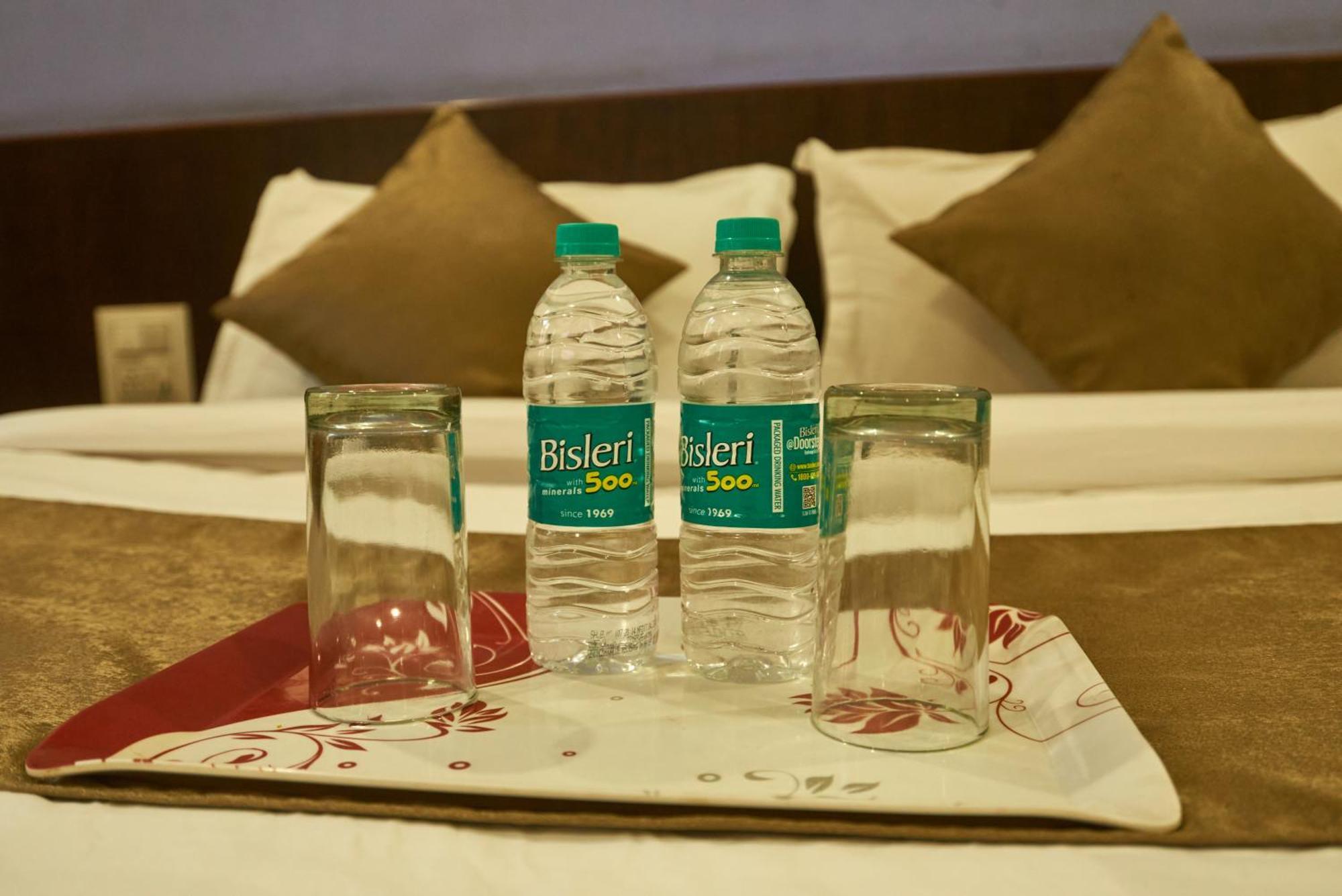 Hotel Pride Inn Sirdi Kültér fotó