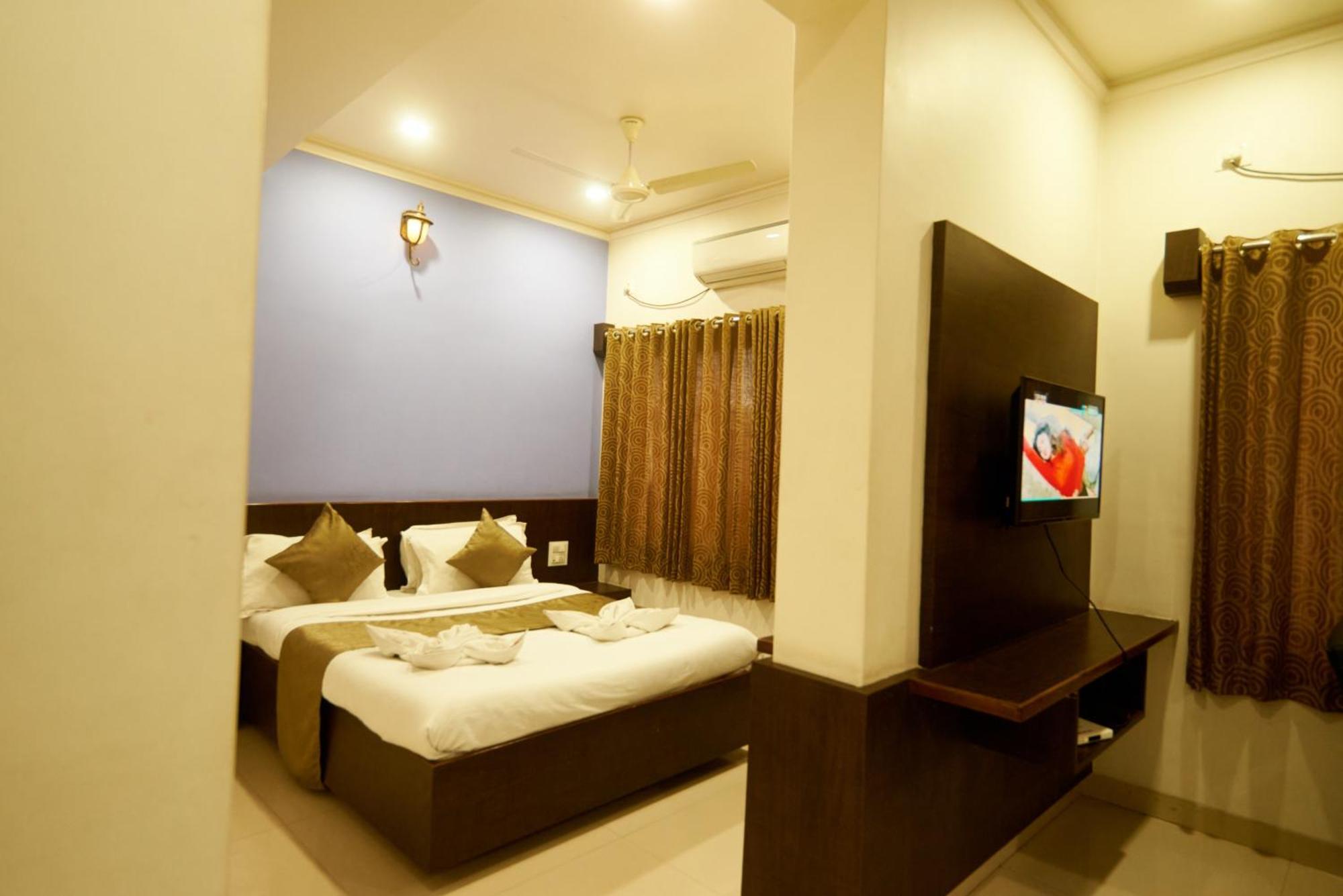 Hotel Pride Inn Sirdi Kültér fotó
